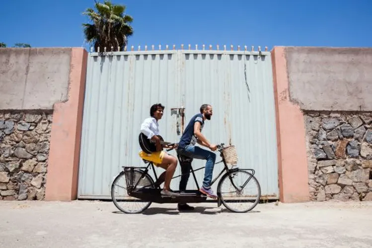 Tandem